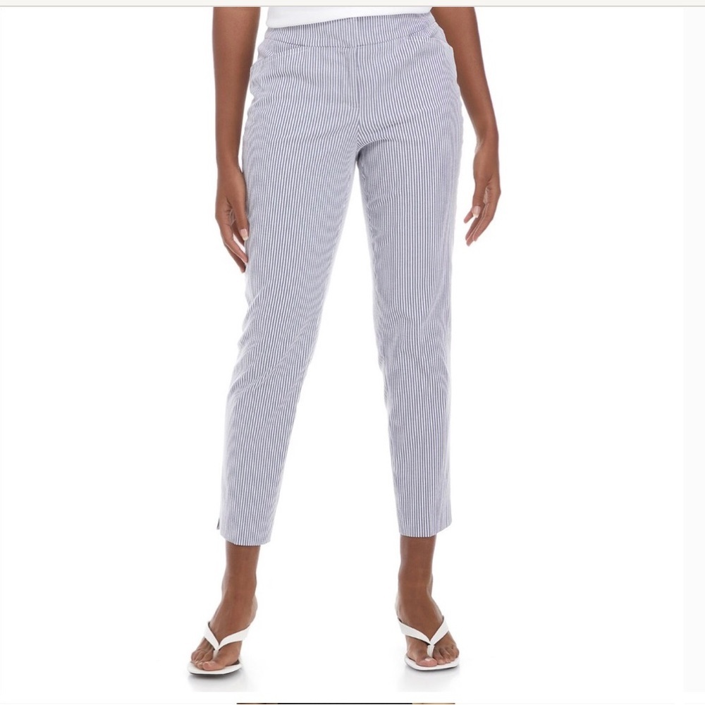 Anne Klein slim crop pull on pants stripped 10